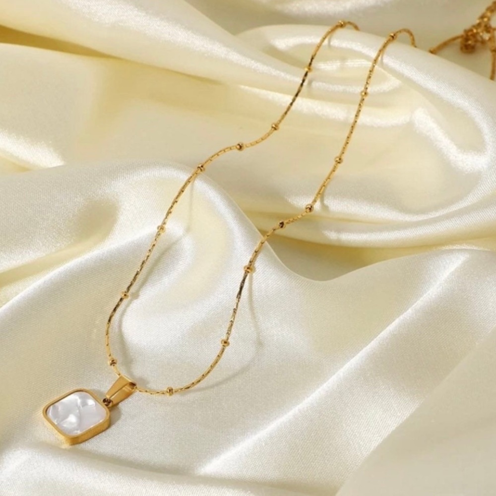 GP White Square Necklace - Picture 3 of 4